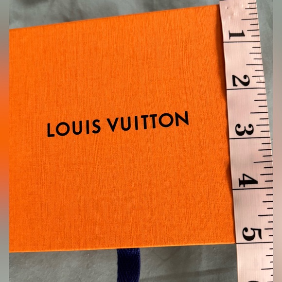 Louis Vuitton Orange Box with Blue Pull Tab - Picture 5 of 5